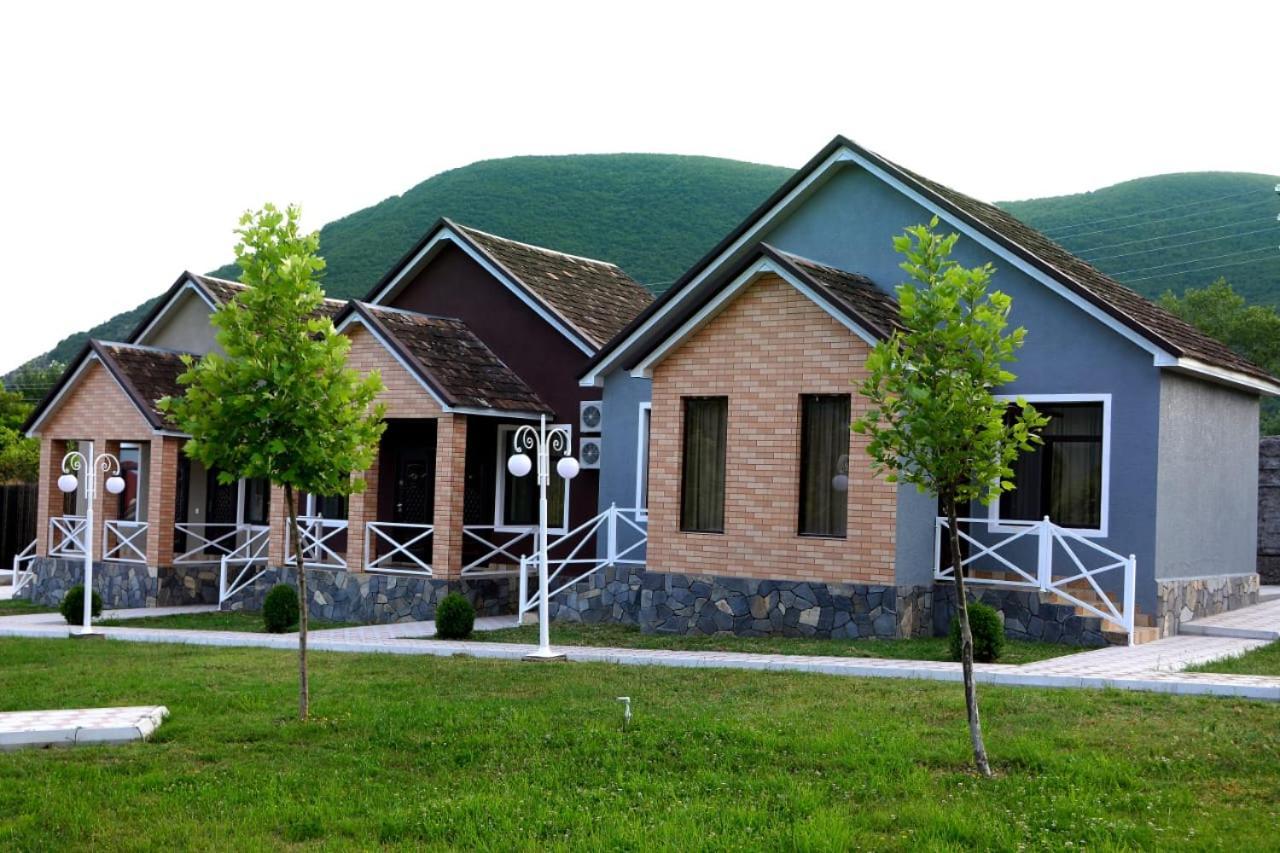 Tulpan Hotel Şǝki Exterior foto